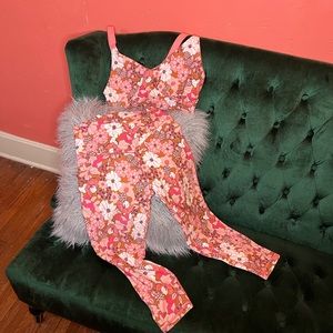 Matching Set Leggings and Bra size xl Aerie